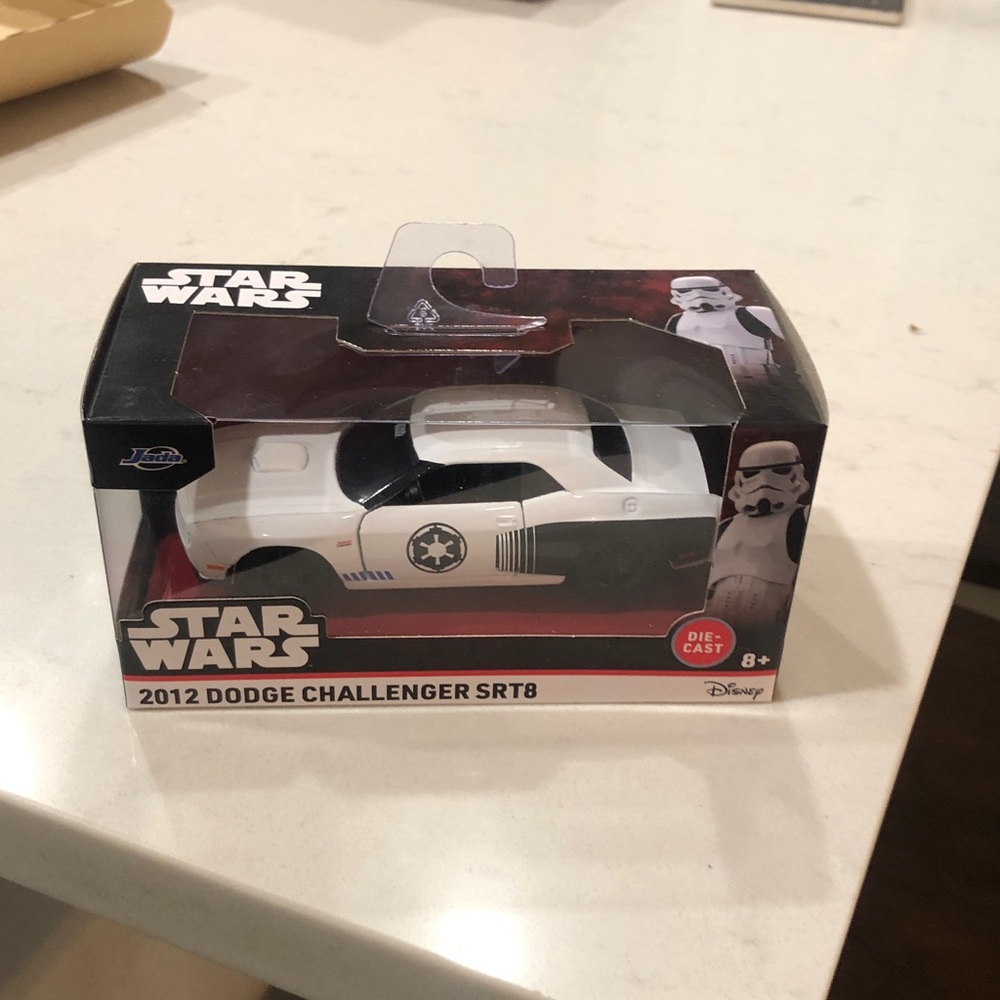 Star Wars 2012 Dodge Challenger SRT8 Die-Cast Car - Black and White